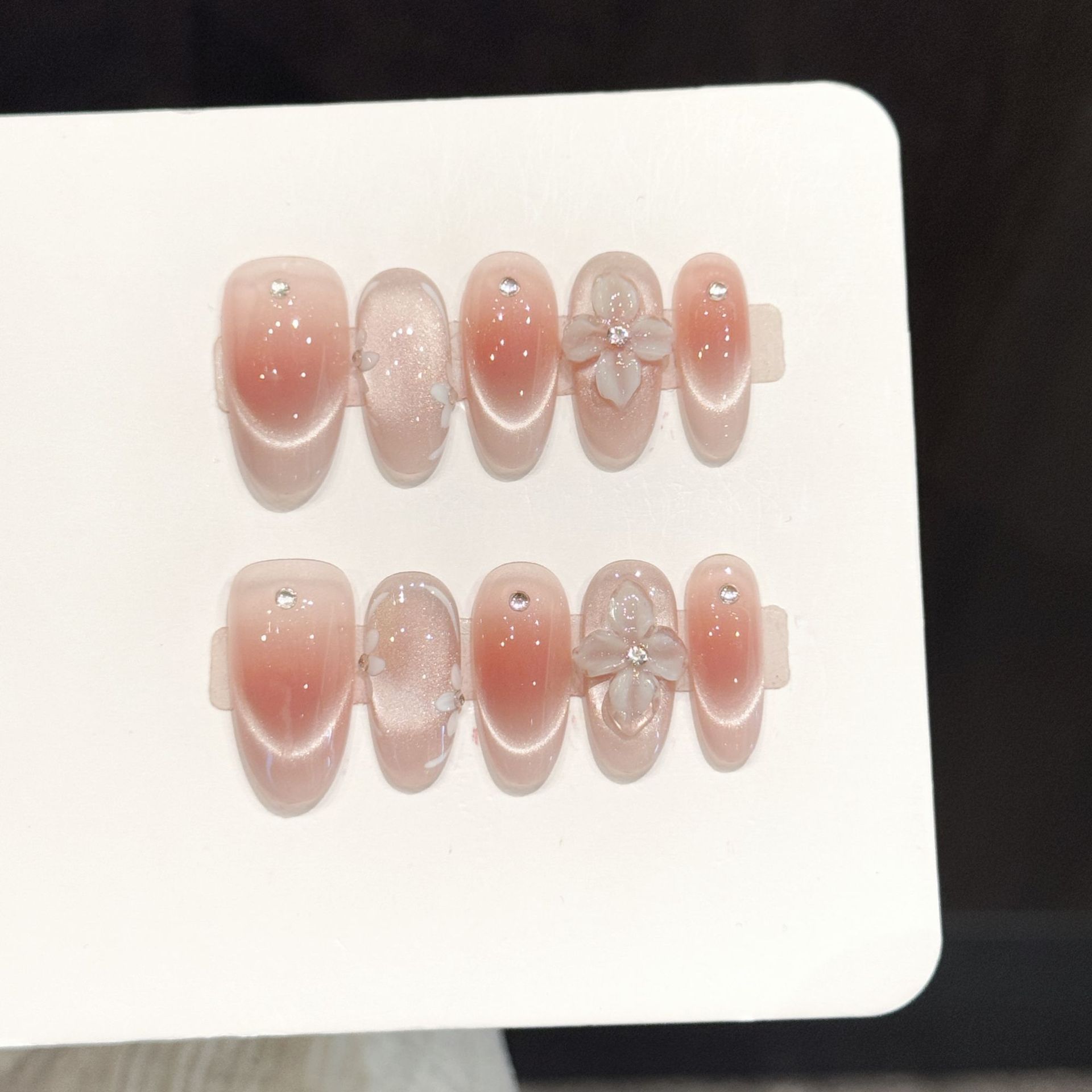 10 adet El Yapımı Takma Tırnak - Resin Art Flower incelemesi ve fiyatı